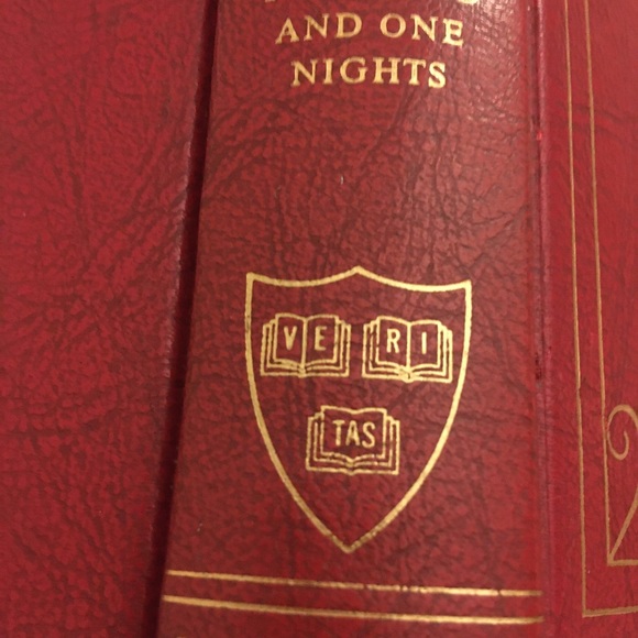 Meet your Posher, Alma - Picture 1 of 1